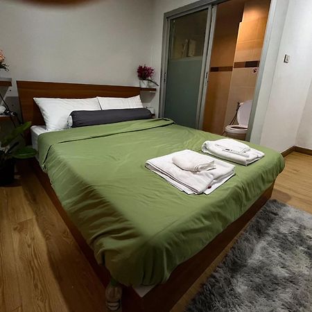 Bud Brew Beyond Dispensary And Hotel Bangkok Kültér fotó