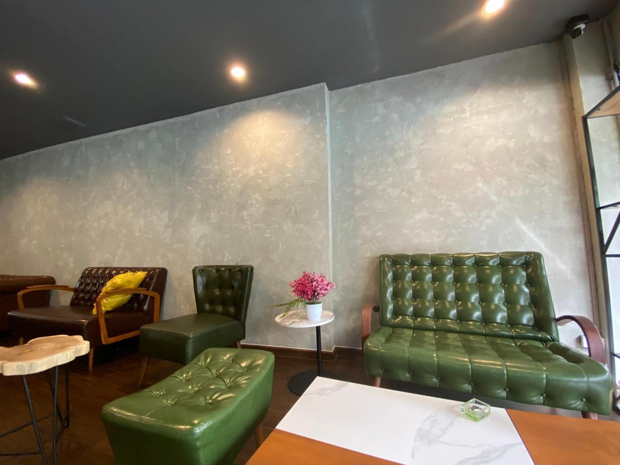 Bud Brew Beyond Dispensary And Hotel Bangkok Kültér fotó
